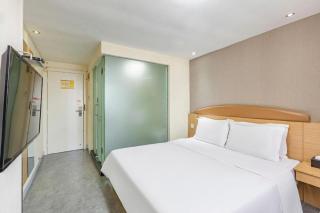 7 Days Inn Wuhan Jianghan Road Jiqing Street Metro Station - 5