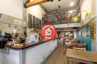 Box Hostel N Cafe - 0