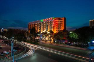 Vienna Hotel Foshan Lingnan Pearl Gymnasium - 8