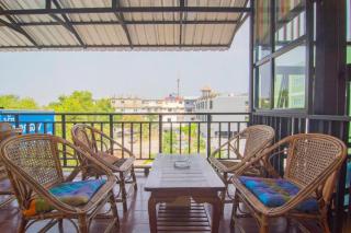 Baan Taklom Chomtalay - 8