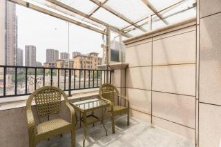 Lavande Hotels·Chongqing Yongchuan Lehe Ledu Wanda - 2