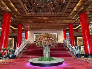 Grand Hotel - 0