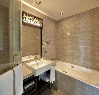 Grand Hotel - 1