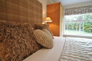 2 Bed 2 Bath Windsor Apartment & Parking 15CC - 5