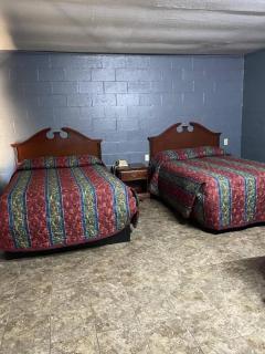 Budget Inn - 6