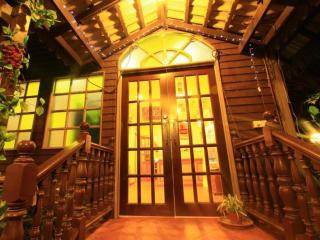 Six Villa Inn - 6