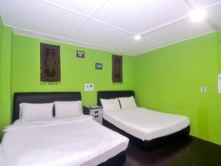 Hotel O Tropical Lodge - 0