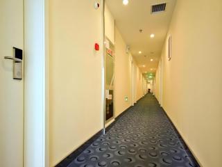 7 Days Inn Xi'an Medical School of Jiaotong University Weiyi Street Metro Station - 6