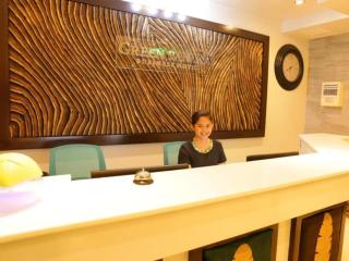 Green Banana Business Hotel - 6