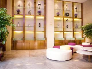 Lavande Hotels Shiyan Sanyan - 1