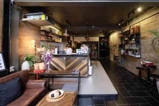 Sailomyen Cafe & Hostel - 0