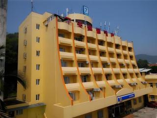 7 Days Premium Xiamen University Shimao Twin Tower Sea View - 0