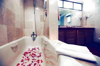 Sutra Beach Resort - 5