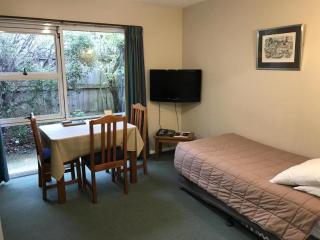 Hagley Park Motel - 1