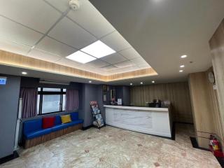 Lotus Yuan Business Hotel - 2