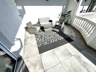 SPA-Residenz Apartments POOLs & Garden or Balcony or Terrace - 2