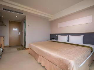 Long View Hotel - 1