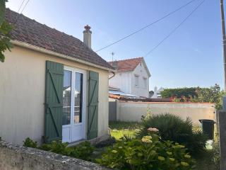 Jolie petite maison de bord de mer - 1