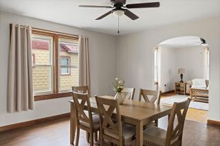 Bright and Simple Spacious Stay-Entire Home - 6