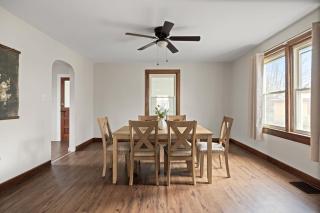 Bright and Simple Spacious Stay-Entire Home - 3