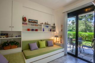 Pegasus Αpartment next to the Sea - 6