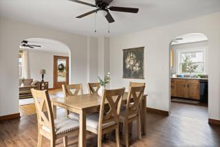 Bright and Simple Spacious Stay-Entire Home - 2