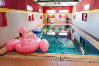 Capital O916 Chill Chill D Pool Villa - 5