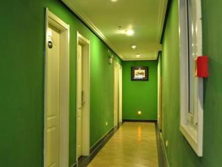 Xian Ancient City Youth Hostel - 5
