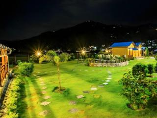 Hotel Lakefront - 9