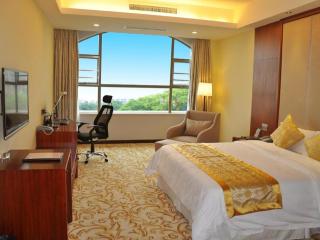 Riverside Hotel - 5