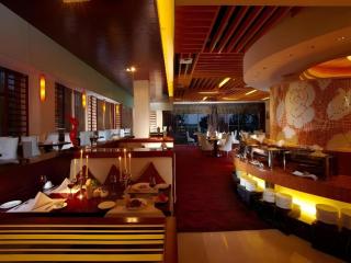 Taihu Bay New Century Hotel - 1