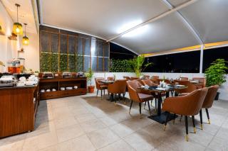 Zip by Spree Hotels Silvassa Indore - Vijay Nagar - 7