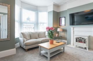 4 Highfield Terrace - Imposing, Beautiful Victorian House With Stunning Sea Views - 2