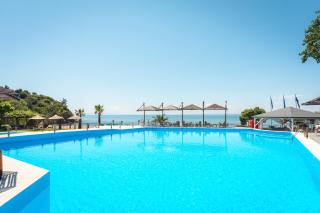Kamari Beach Hotel - 0