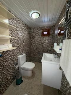 Kutlugün Sahil Otel - 1
