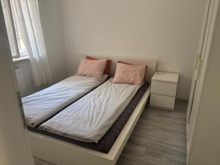 Central Budapest Apartment - 8