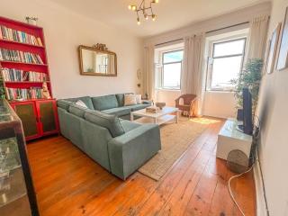Stay as a Local! Santos Historical 6 Bedroom Apartment IV - Lissabon - 0
