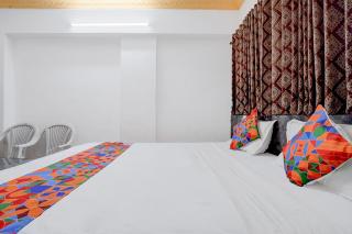 FabHotel Raj - 4