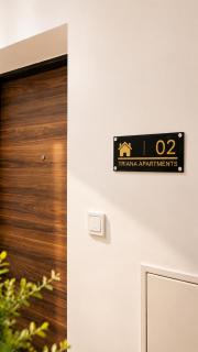 Triana Boutique Studio 02 - 1