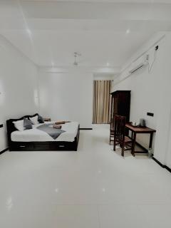 Golden bay - 0