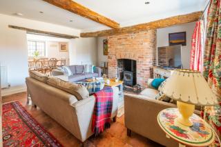 Angel Cottage - 1