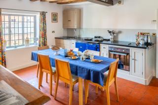 Angel Cottage - 9