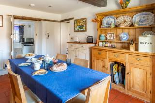 Angel Cottage - 2