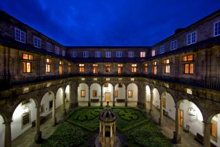 Parador de Santiago - Hostal Reis Catolicos - Santiago de Compostela - 8