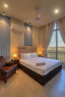 Serenity Suites SkyPark One Luxury 2BR Apartment Gulberg Greens Islamabad - 1