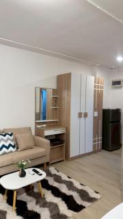 The city center and convenience living - 1