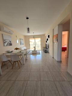 Royal Seacrest 2 Bedroom Apartment A 205 - 8