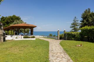 Zeusplace Seaside Home private beach and parking - 2