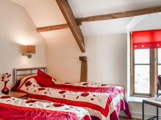 Peacock Cottage - Uk36422 - 2