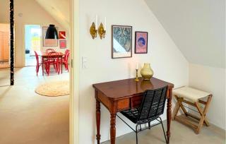 Gorgeous Apartment In Ebeltoft With Wifi - 1